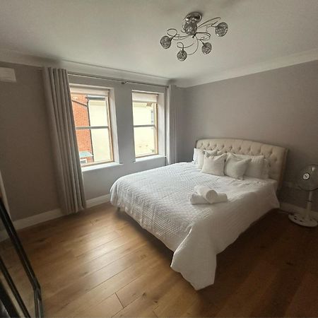 Royal Windsor Super King Ensuite - Free Parking Exterior foto